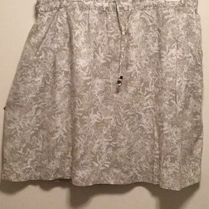 Eddie Bauer size large, skirt